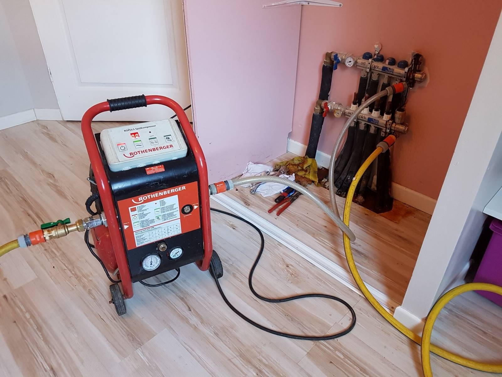 Esenkent Vaillant Hermetik Şofben Kombi Bakımı